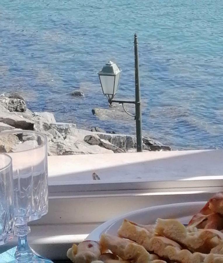 Apartment Le Camarelle By Portofinovacanze